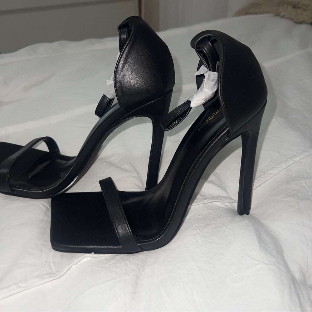 NWOT PLT Black Clover Barely There Square Toe Strappy Heels - Picture 7 of 16